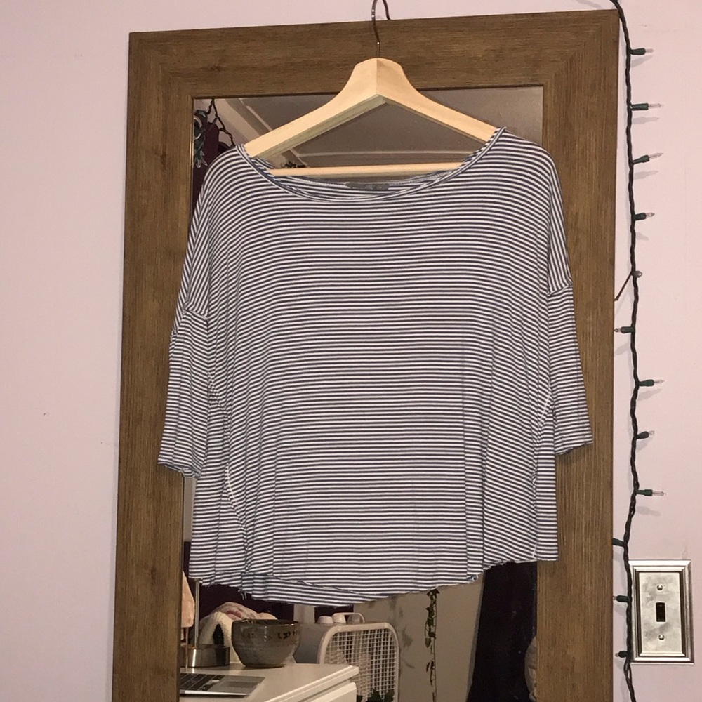 Striped mid arm length shirt